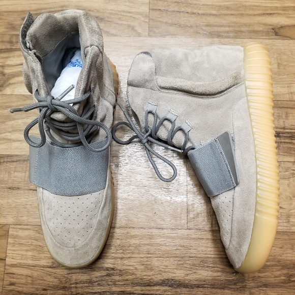 ADIDAS YEEZY BOOST 750 Light Grey/Gum SIZE 12 - Picture 2 of 12